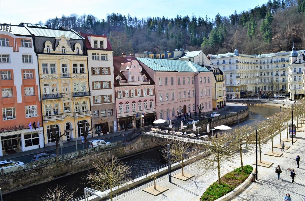 Hotel Renesance Krasna Kralovna Karlovy Vary Ngoại thất bức ảnh